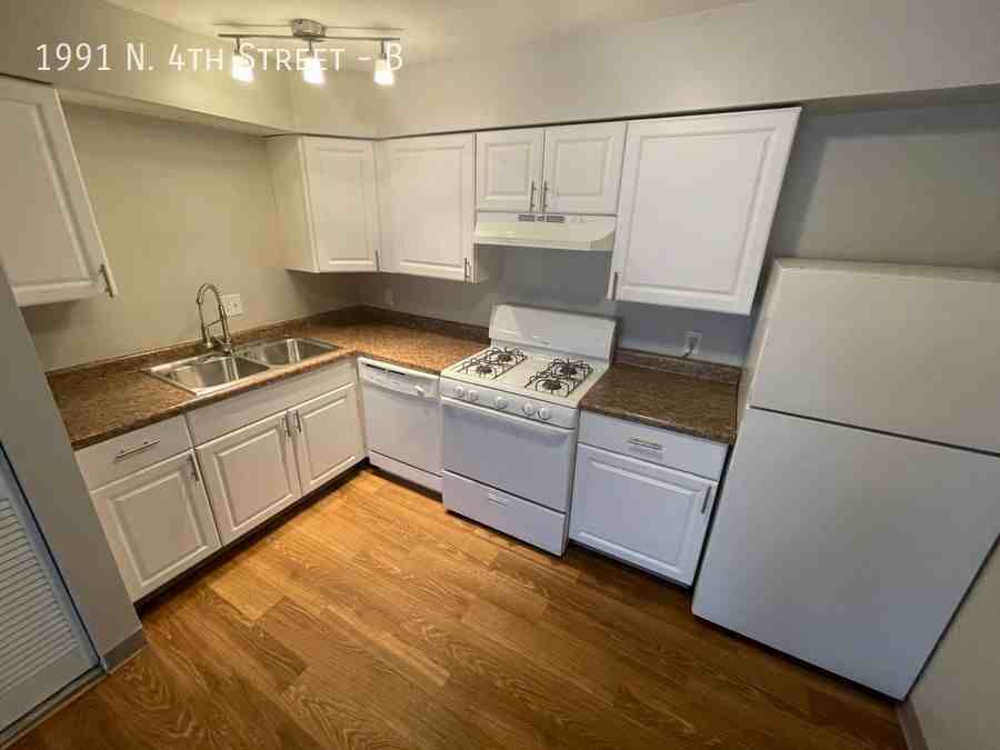 1991 N 4th St #B - Photo 3 of 13