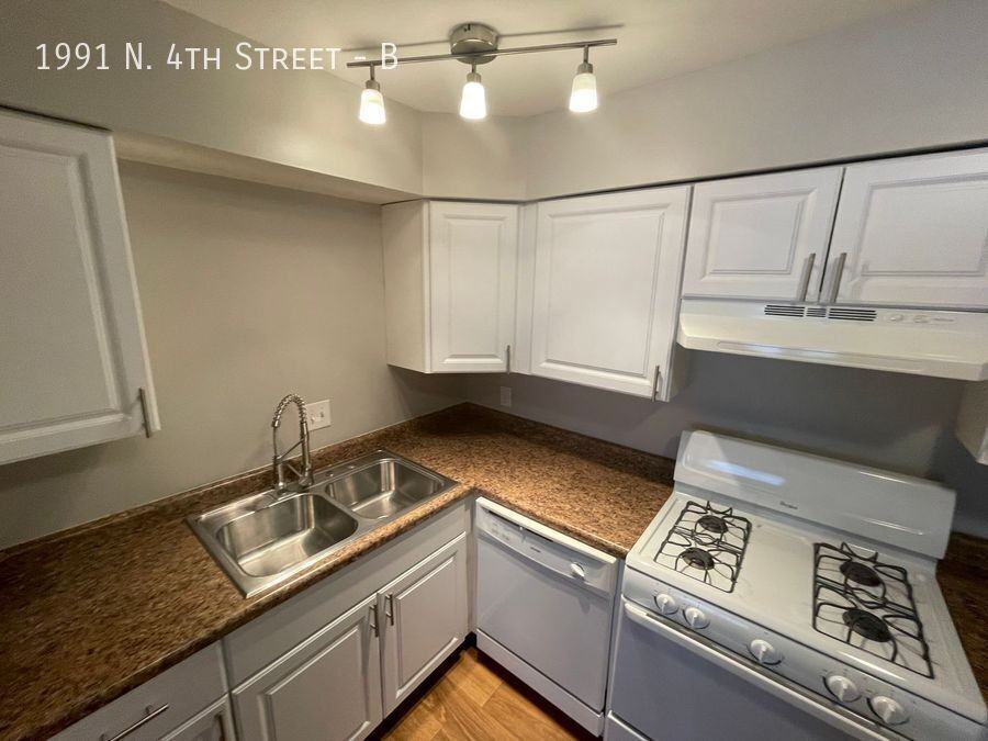 1991 N 4th St #B - Photo 4 of 13