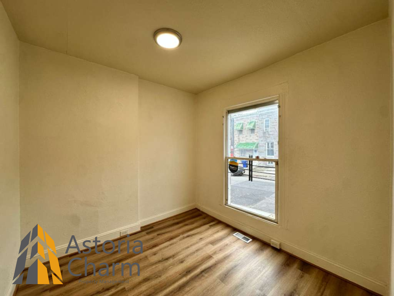 2542 W Fayette St - Photo 3 of 28