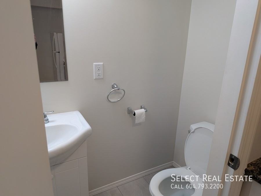 5662 Vedder Rd #11 - Photo 5 of 26