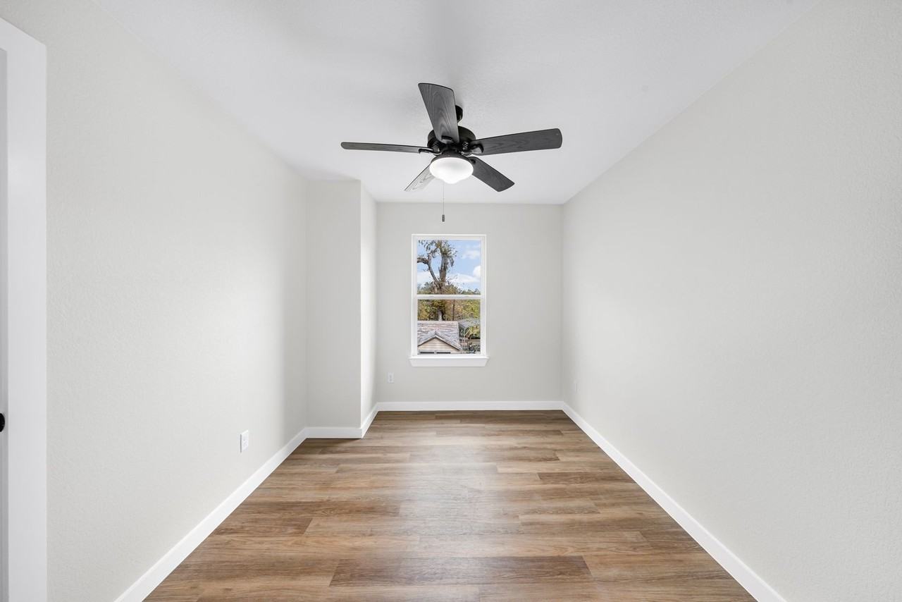 713 S 28th St - Photo 6 of 21