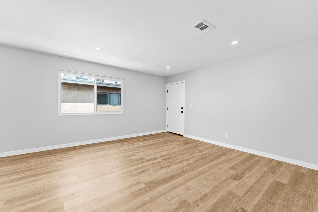 941 N Normandie Ave #07 - Photo 6 of 20