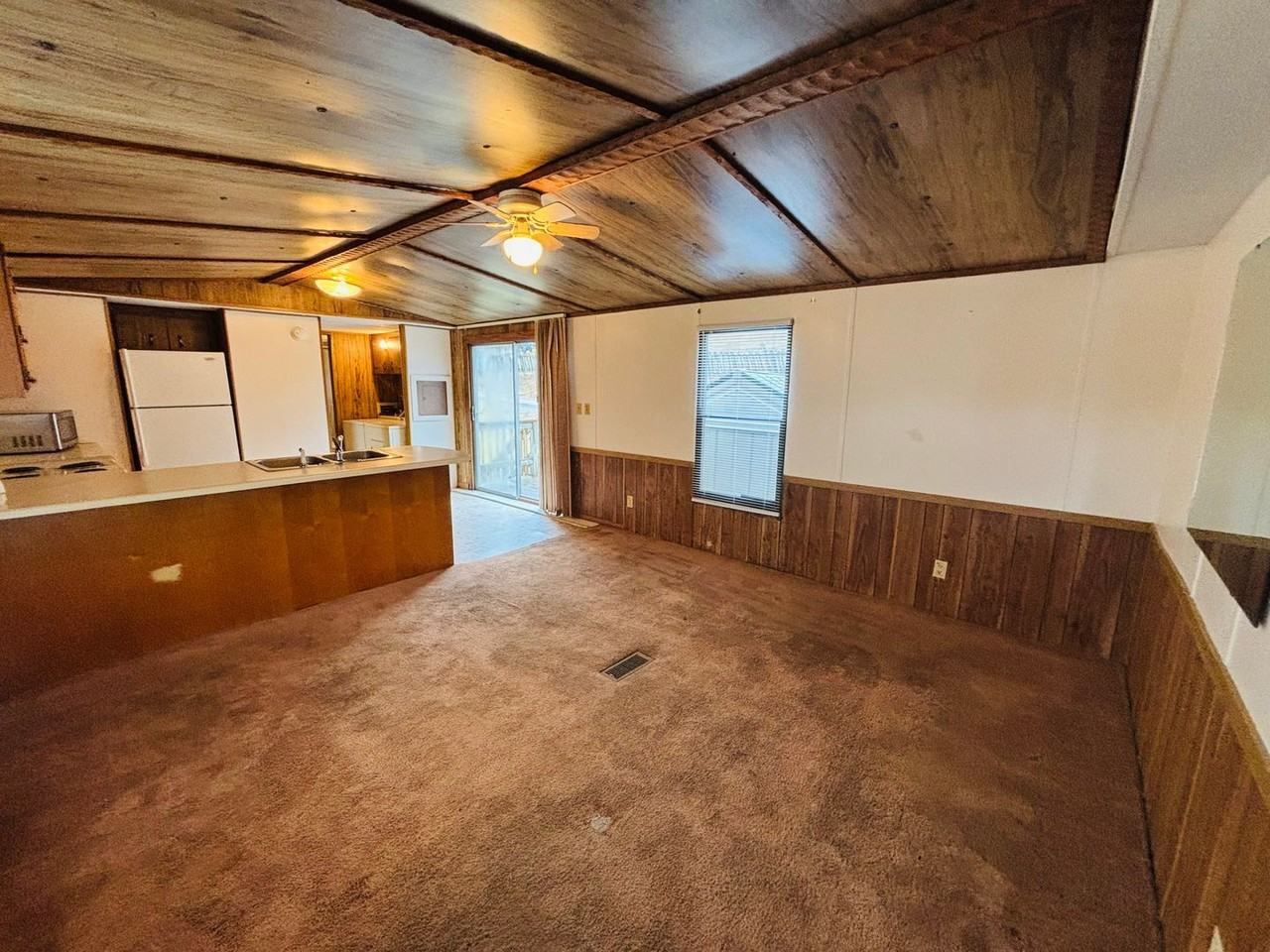 Mobile Home - Photo 2 of 29