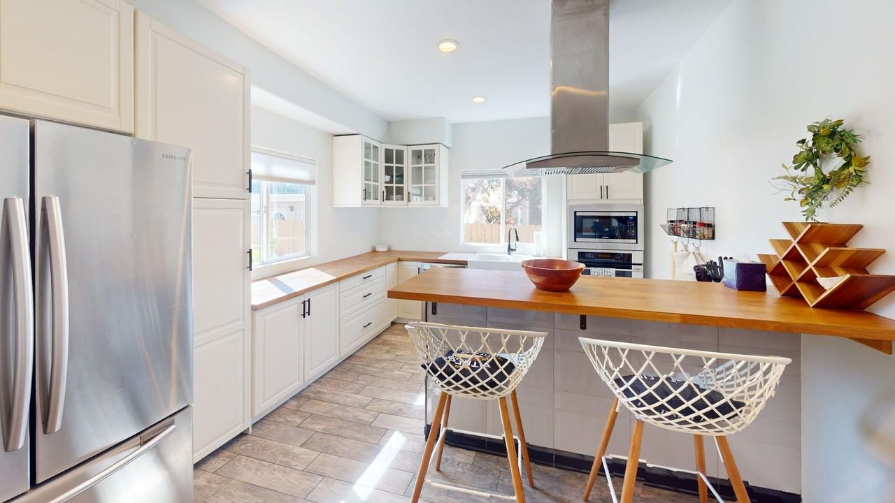 213 Evergreen Ave - Photo 4 of 20