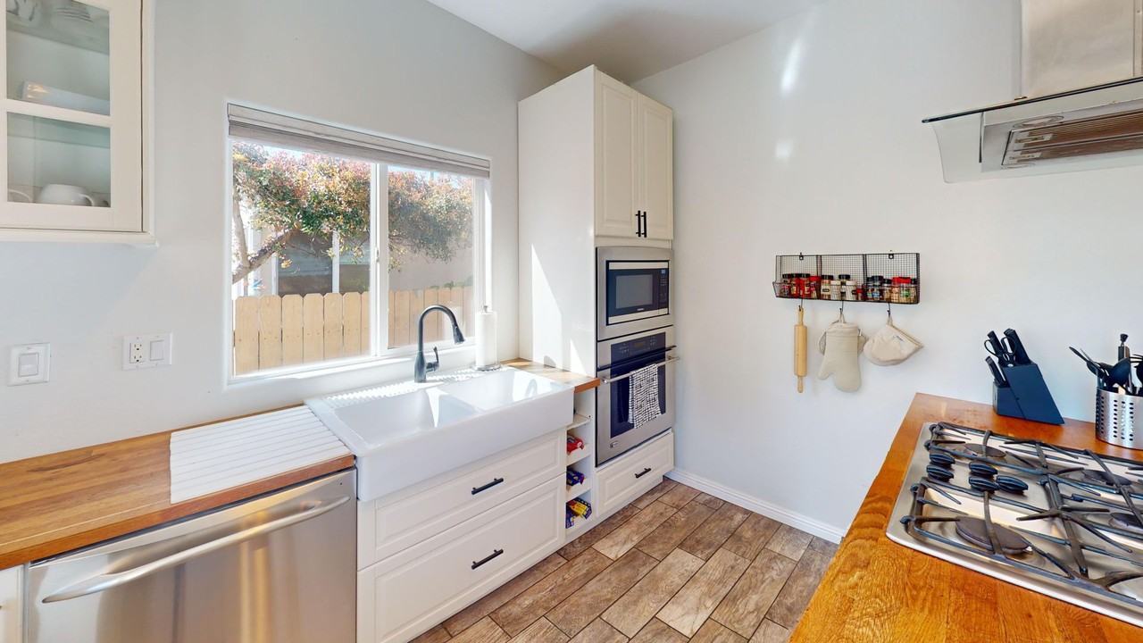 213 Evergreen Ave - Photo 5 of 20