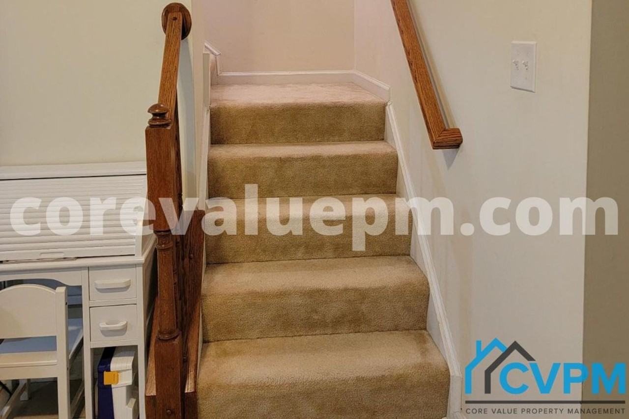 8511 Pine Meadows Dr - Photo 2 of 31