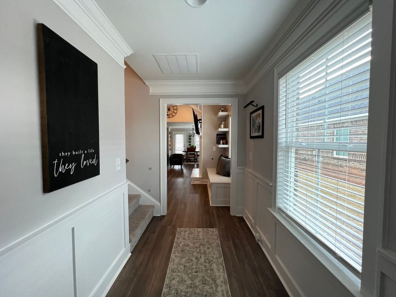 714 Harbin Dr - Photo 3 of 24