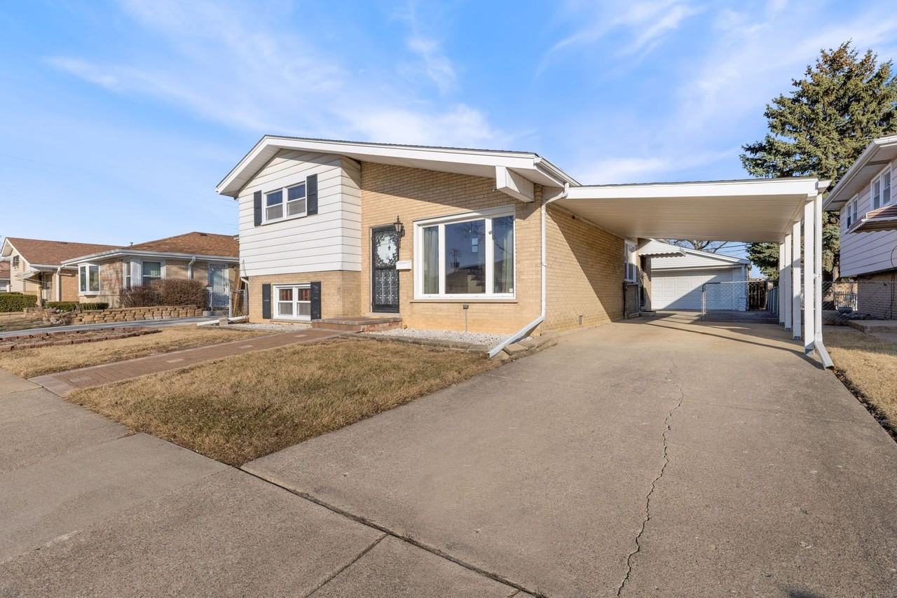 31 52nd Ave - Photo 2 of 22