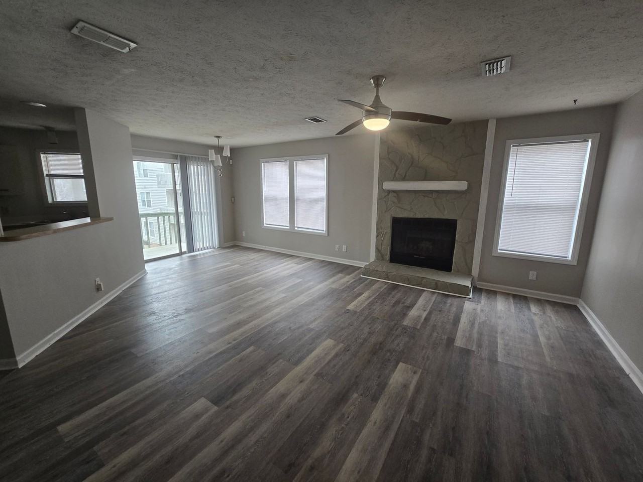 6821 Willowbrook Dr - Photo 2 of 15