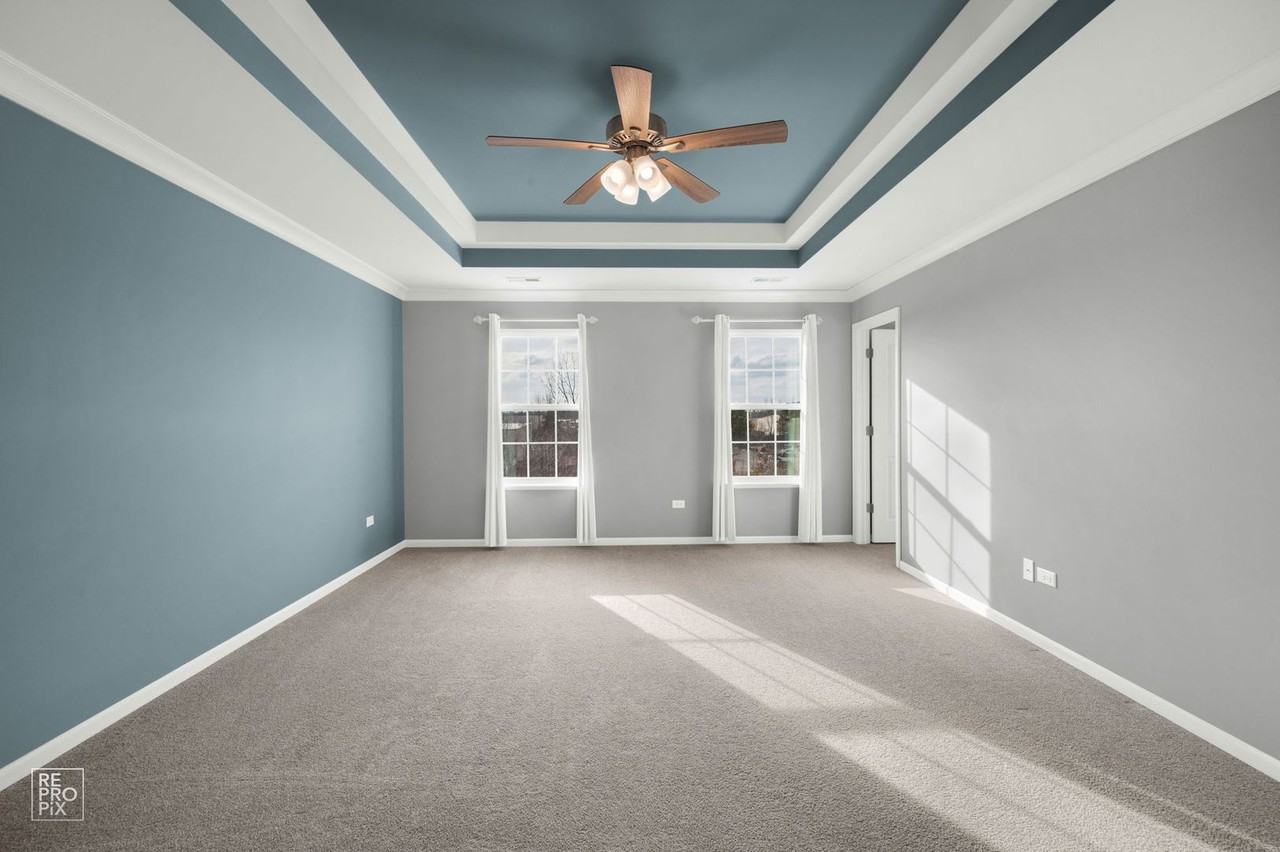 231 Lakeshore Dr - Photo 7 of 10