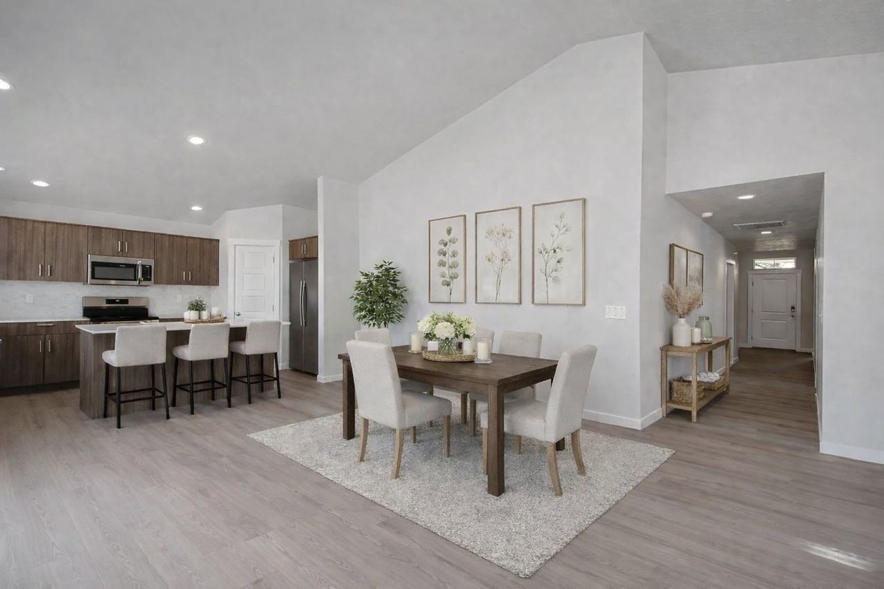 6308 W Karpathos St - Photo 4 of 4