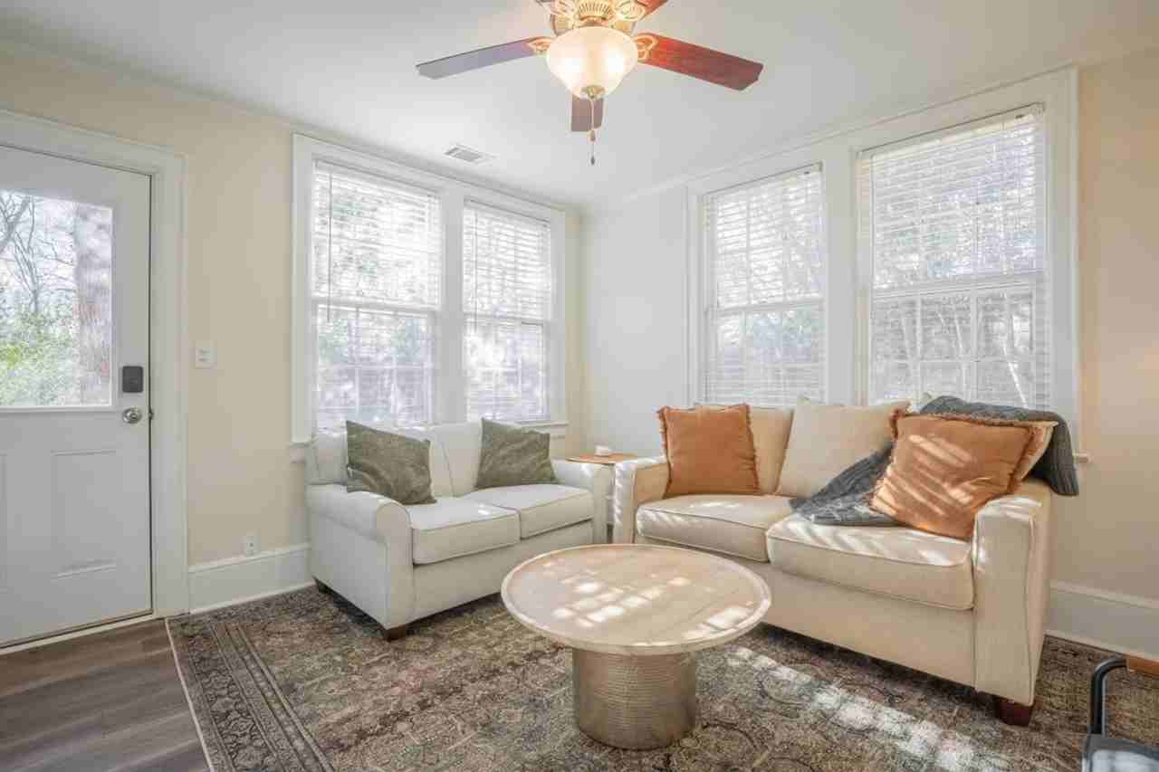 838 Bobbin Mill Rd - Photo 3 of 15