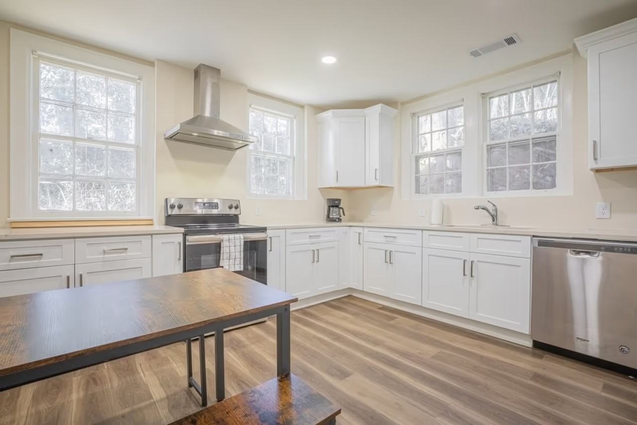 838 Bobbin Mill Rd - Photo 4 of 15