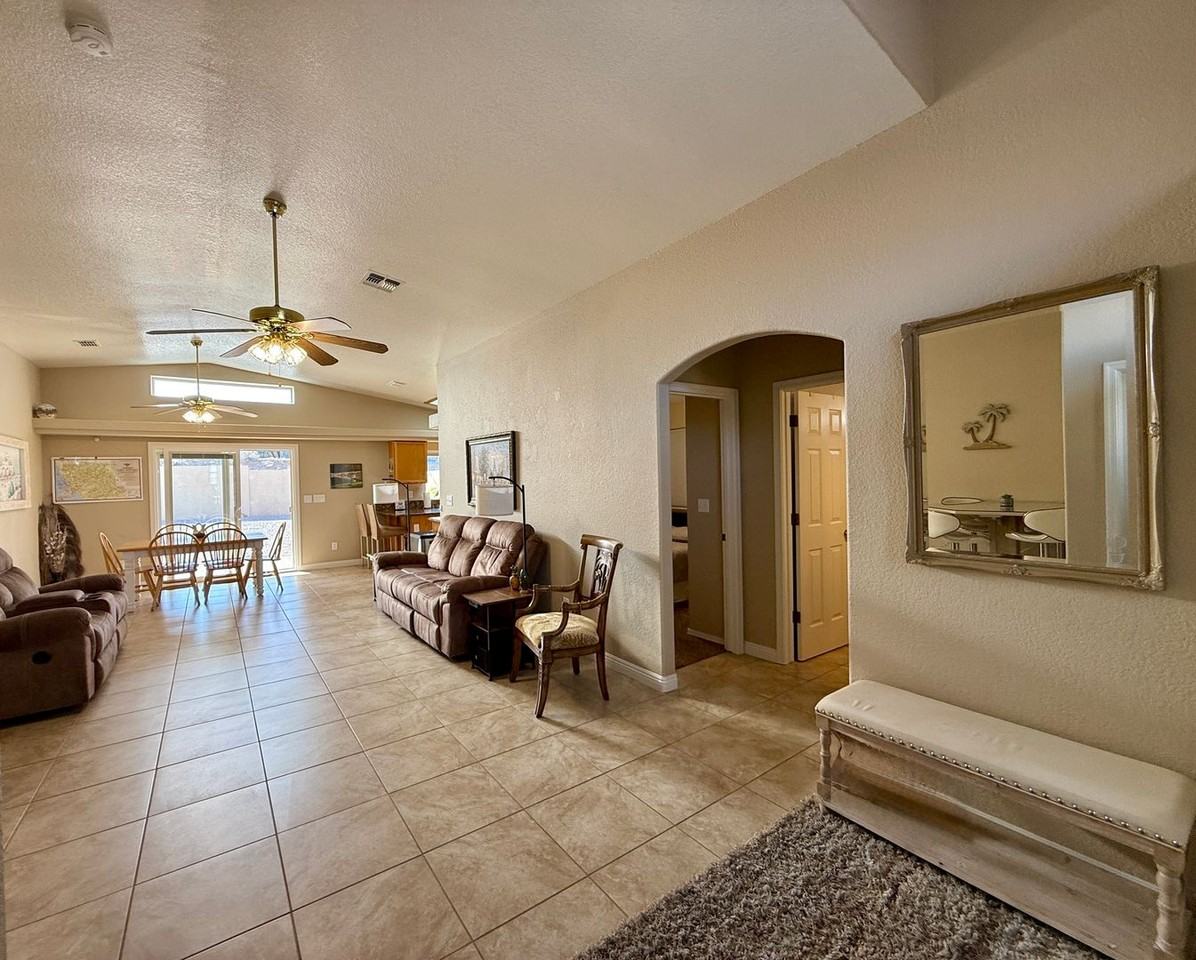 3072 El Dorado Ave N - Photo 5 of 23