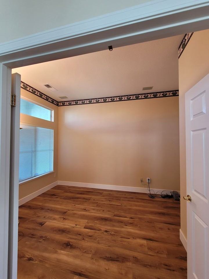 105 Apple Hill Dr - Photo 4 of 29