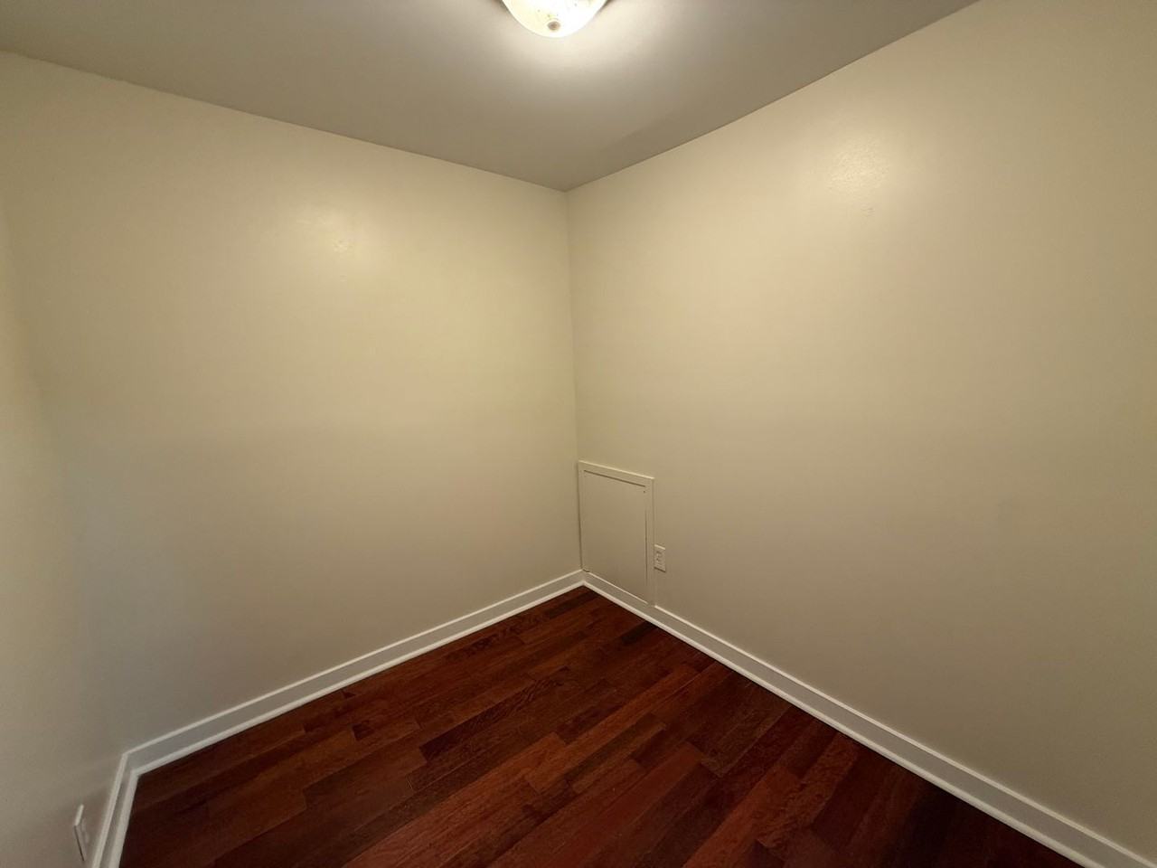 1304 N 25th St - Photo 7 of 14