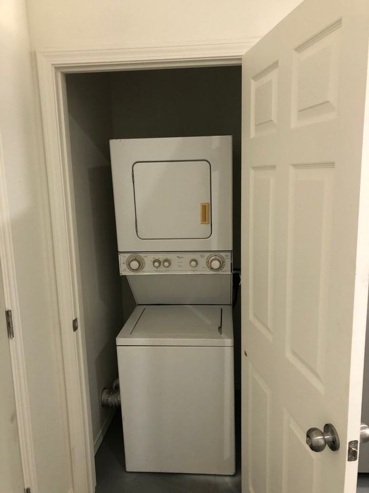 22404 Matins Ln - Photo 3 of 16