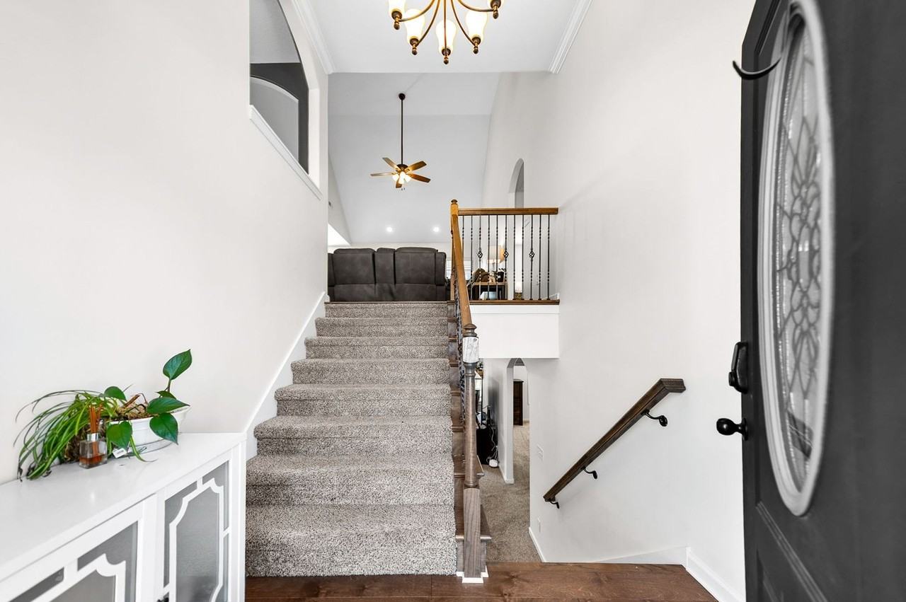 222 Cooper River Way - Photo 4 of 47