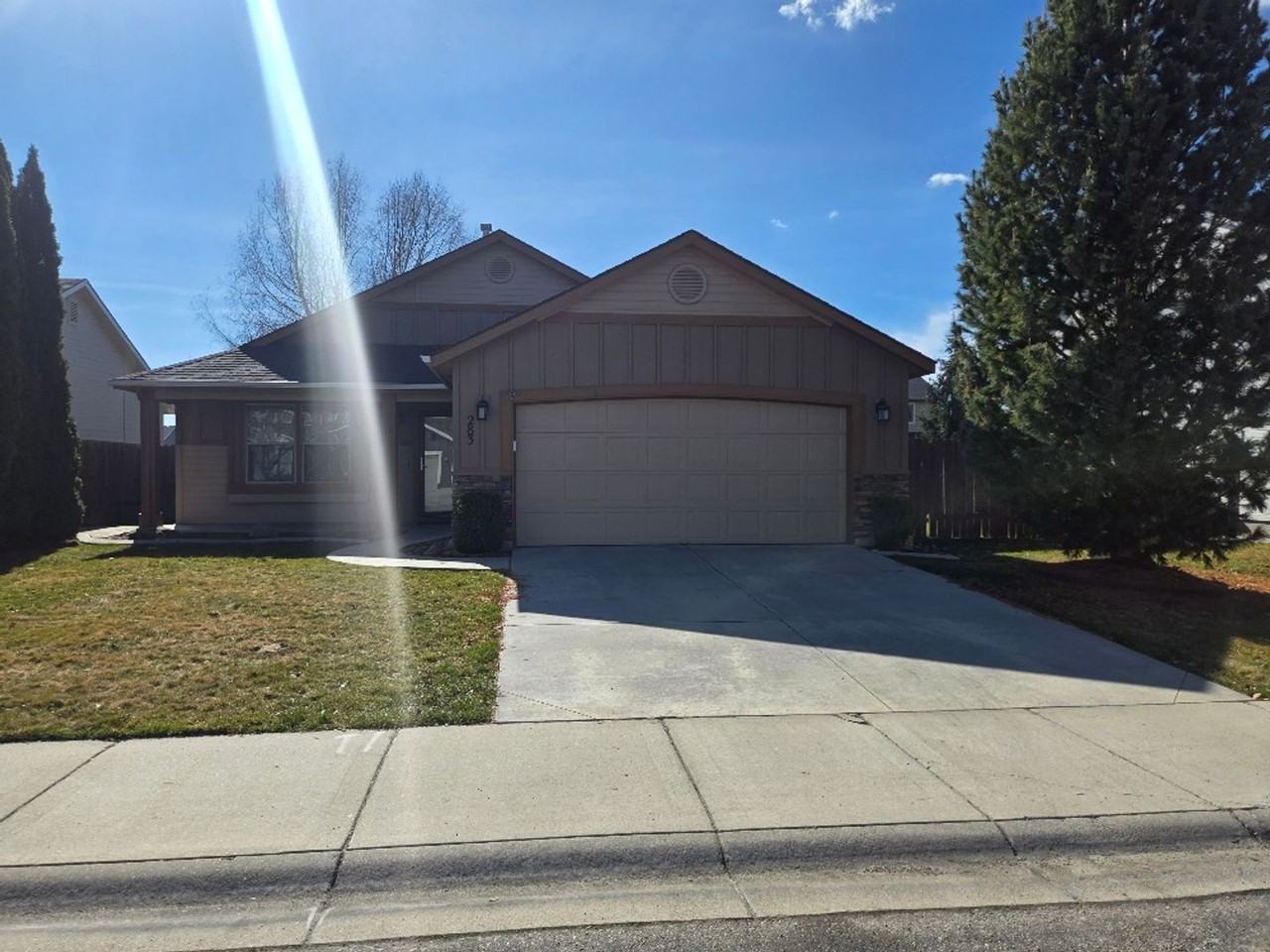 283 E Producer Dr - Photo 2 of 17