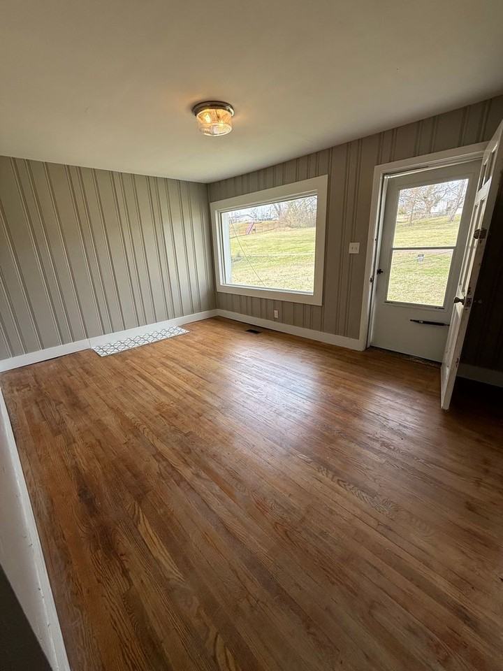 2522 Ramona St - Photo 3 of 13