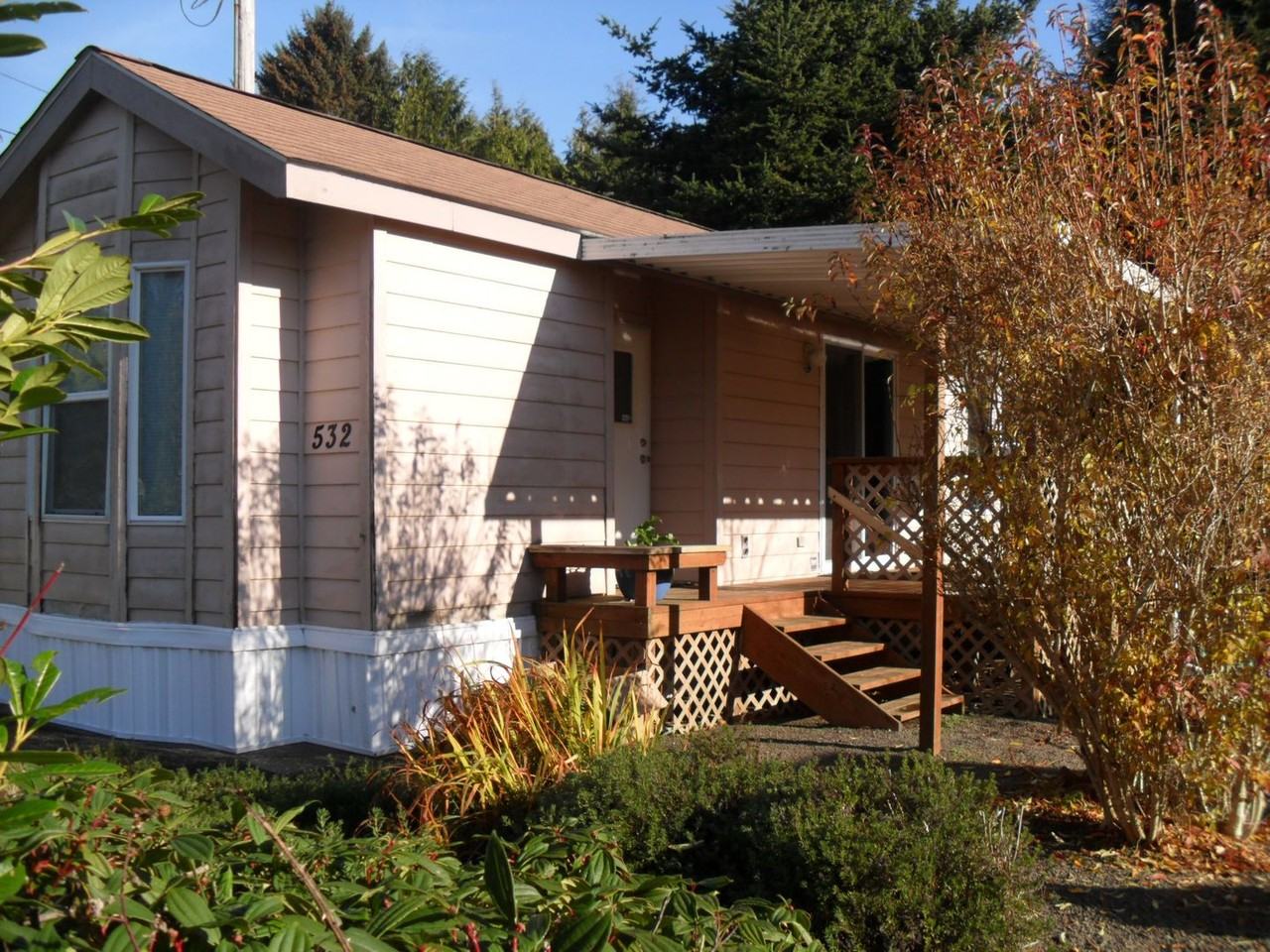 532 Se Reef Ave - Photo 3 of 10