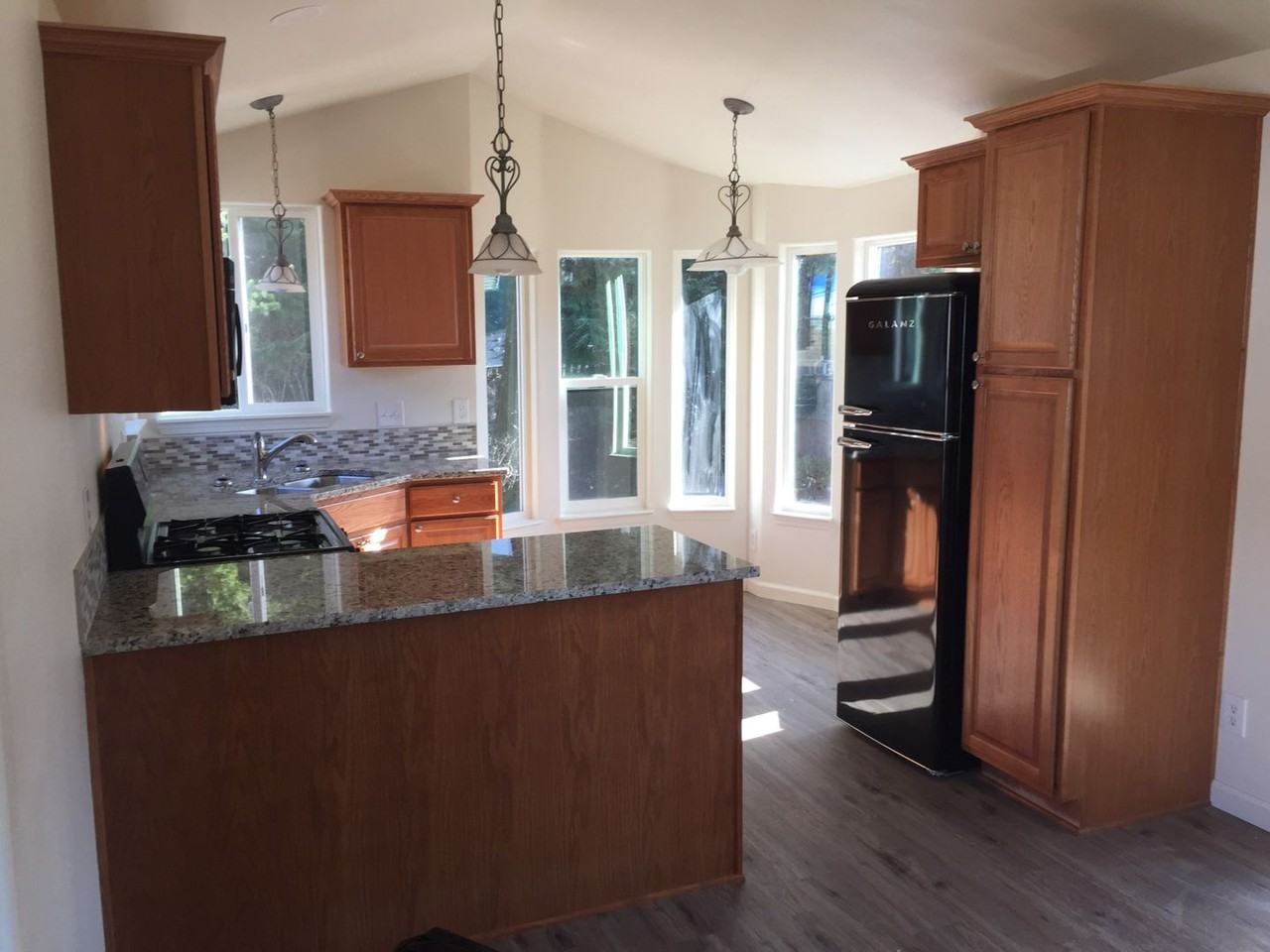 532 Se Reef Ave - Photo 6 of 10