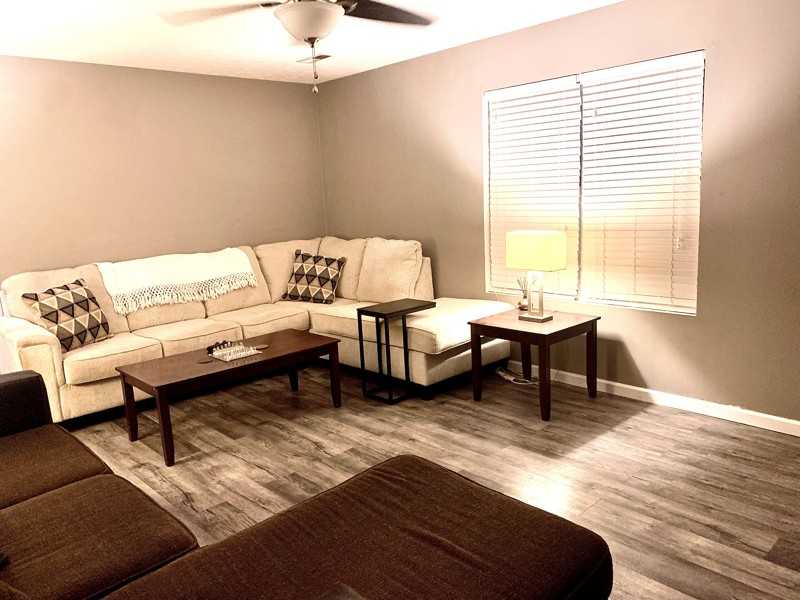 840 Hope St - Photo 3 of 11