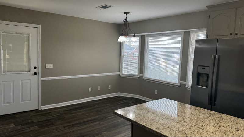 350 Revere Rd - Photo 5 of 20