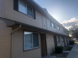 featured image of 1223 S Ivy St