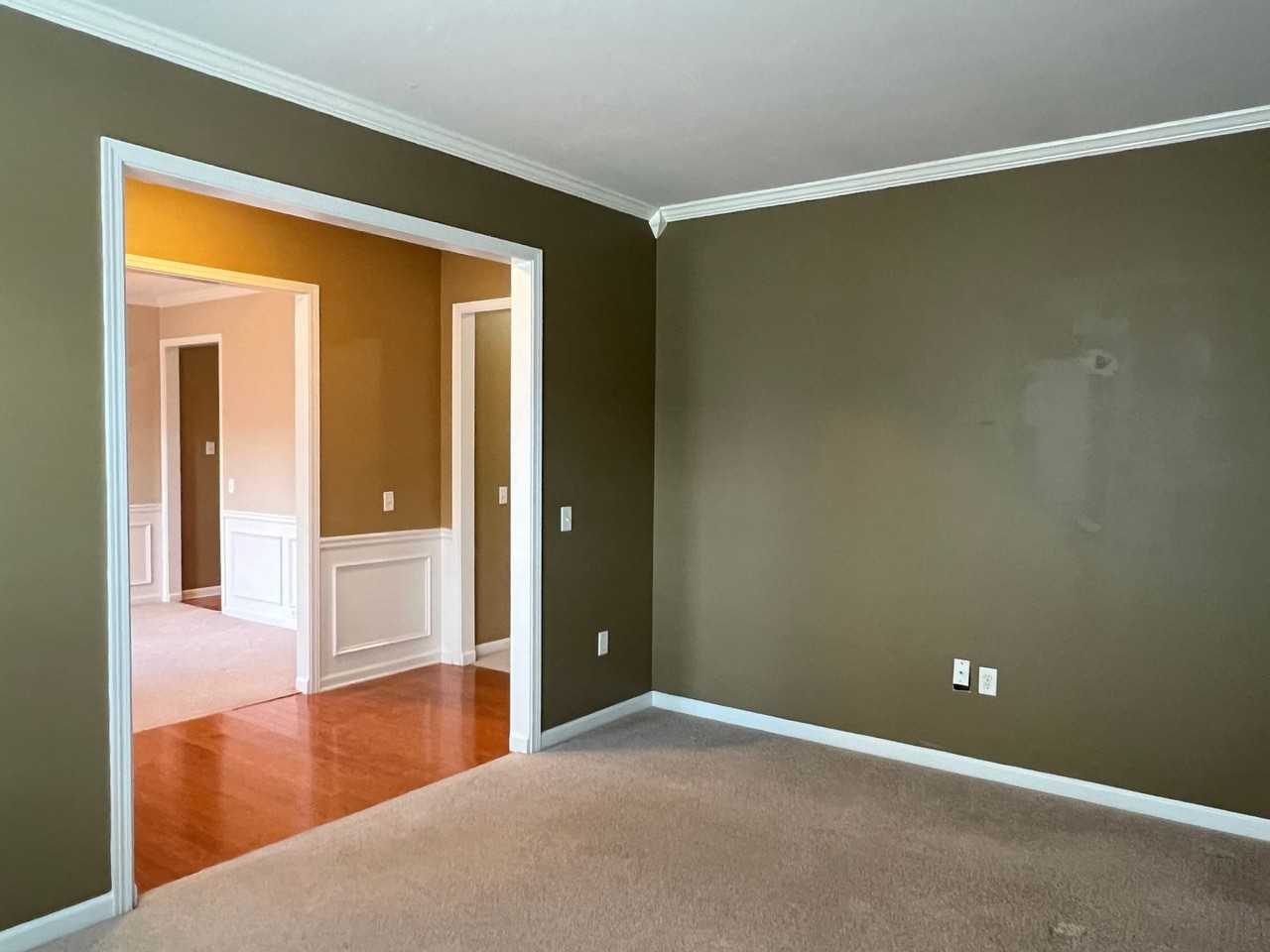 312 Hearthwood Dr - Photo 2 of 35