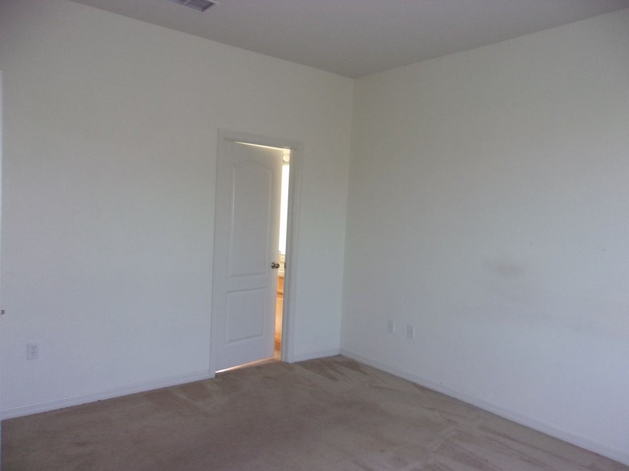 8761 Fetterbush Ct - Photo 7 of 28