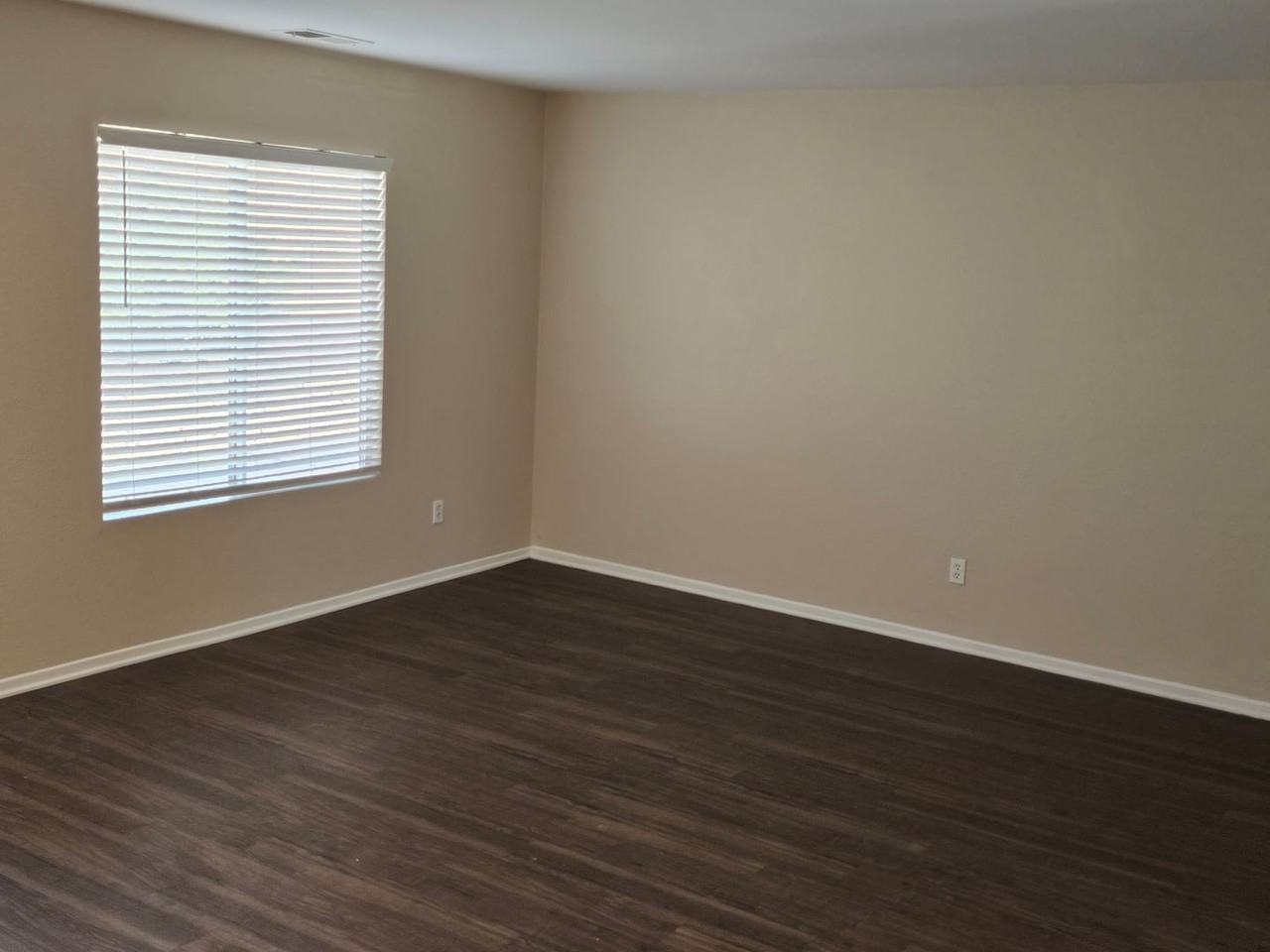 137 Ropango Way - Photo 6 of 17