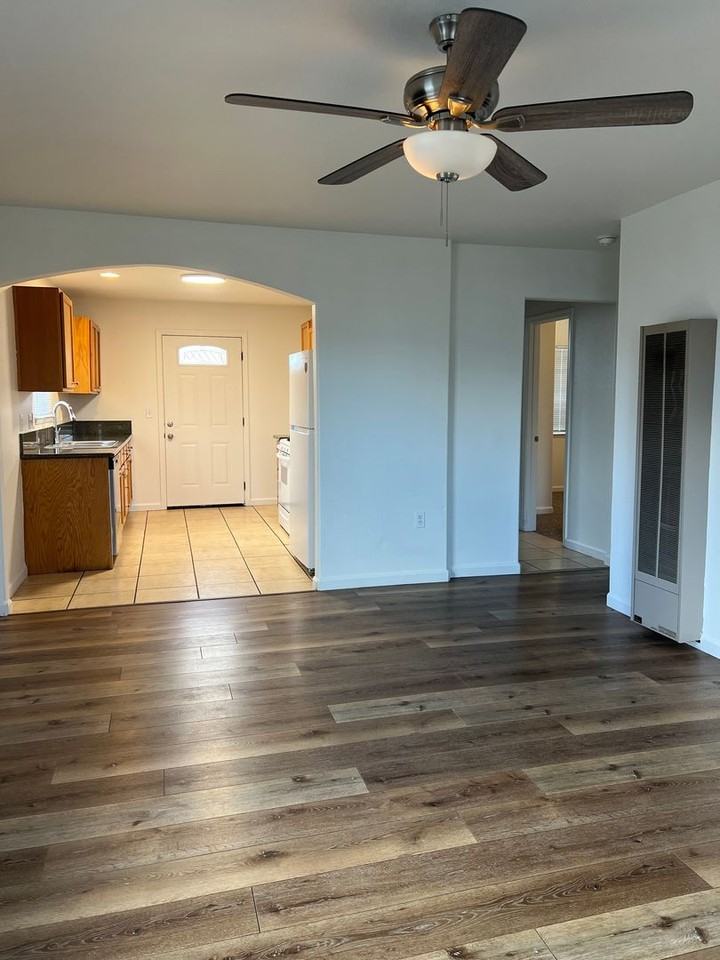 3732 Belden St - Photo 3 of 15