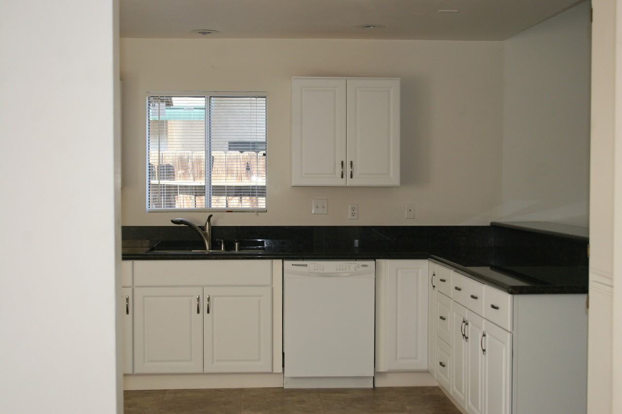 6200 Chester W Nimitz St - Photo 3 of 6