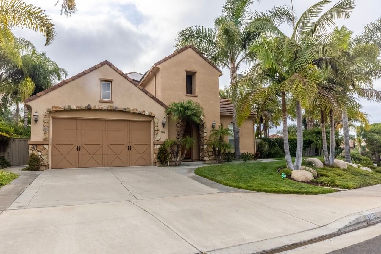 3276 Avenida La Cima - Photo 5 of 41