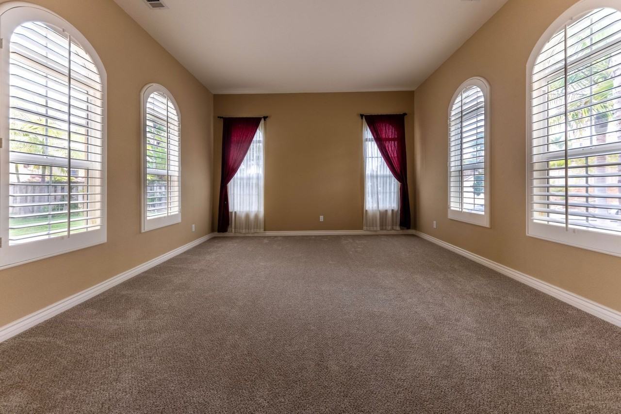 3276 Avenida La Cima - Photo 7 of 41