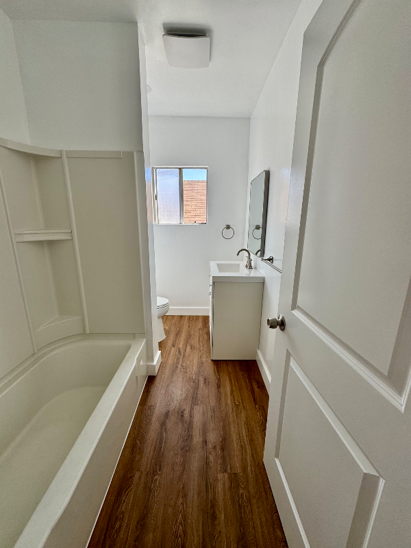 250 1/2 W 49th St #1 - Photo 7 of 7