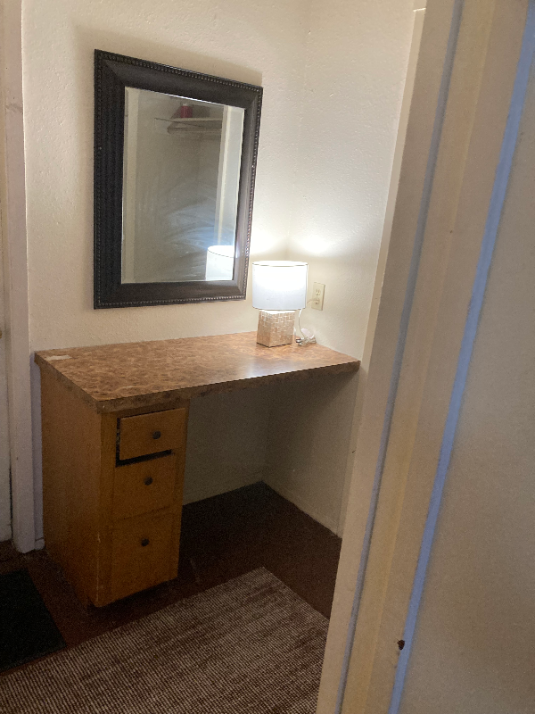 909 W 23rd St #A - Photo 3 of 7