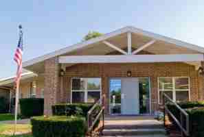 featured image of 801 Main St