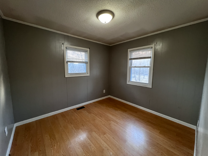 157 N Redtown Rd - Photo 4 of 15