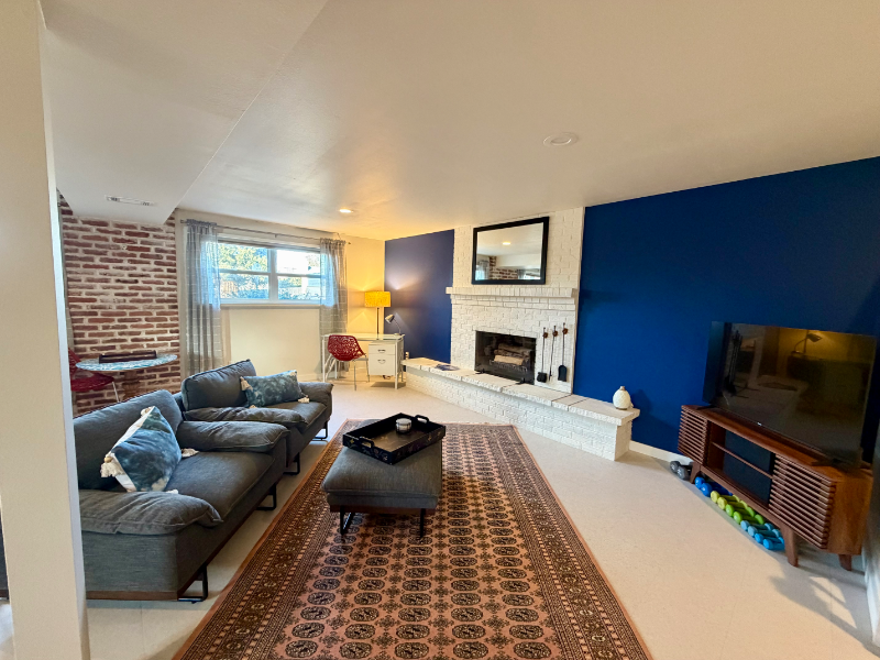 6123 S Madison Dr #LL - Photo 2 of 10