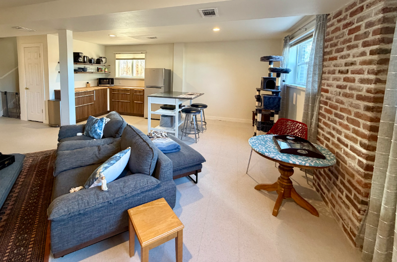 6123 S Madison Dr #LL - Photo 4 of 10