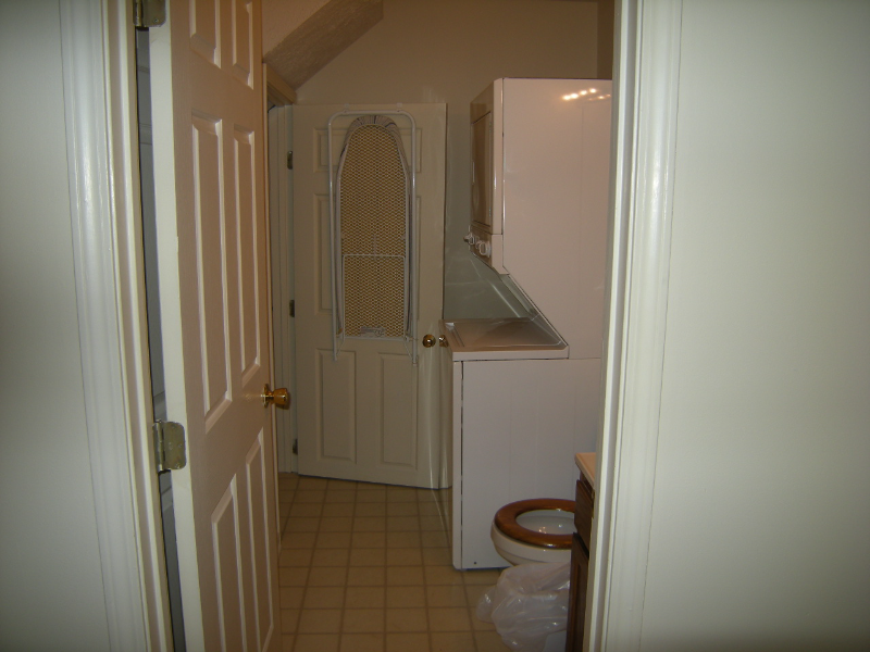 303 Mcdougal Ave #3 - Photo 5 of 15