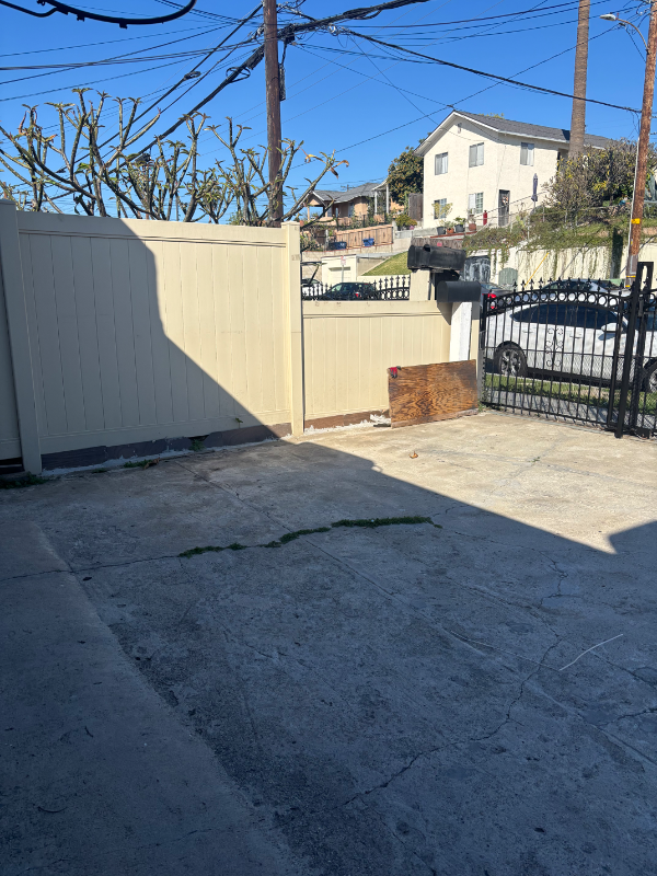 519 S Bonnie Beach Pl - Photo 3 of 20