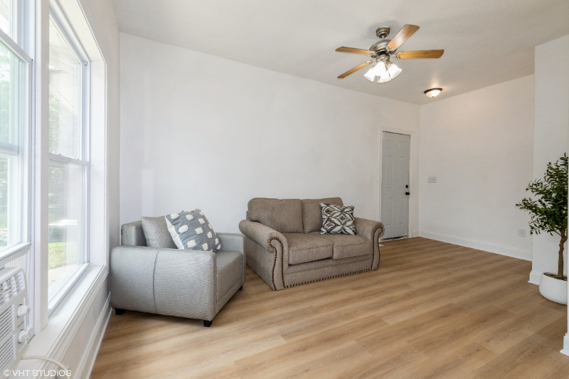 1547 13th St - Photo 7 of 20