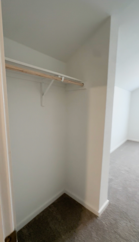 5018 Primrose Rdg - Photo 5 of 16