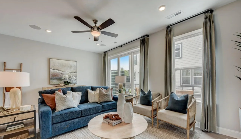 9466 Senator Royall Dr - Photo 6 of 29