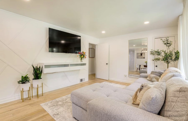 964 Scott Cir - Photo 5 of 20