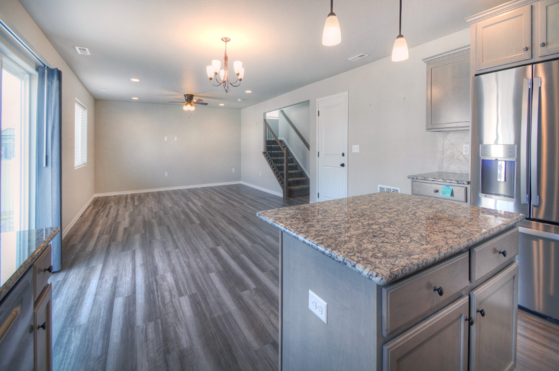 4611 Amazonite Dr - Photo 3 of 15