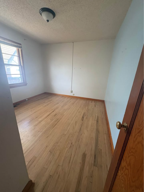 1620 E 18th St - Photo 2 of 14